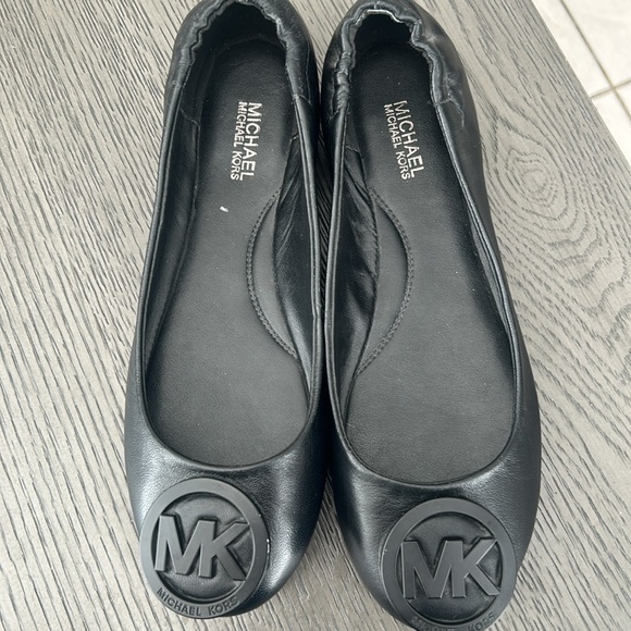 Michael Kors flats - Picture 6 of 6
